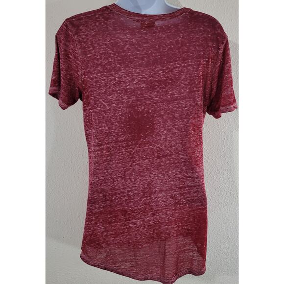 White Crow Buckle Burgundy Burnout Shirt XS V Neck Lightweight Front Pocket Soft - Picture 5 of 5